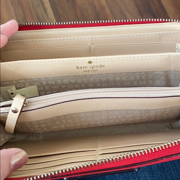 KATE SPADE WALLET - Picture 3 of 3